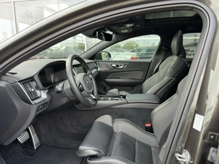 Volvo V60 Volvo V60 2.0 T6 PHEV AWD Plus Dark|PANO|TREK|H&K|PILOT|CARPLAY - afbeelding nr 5
