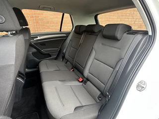 Volkswagen Golf Volkswagen Golf 1.0 TSI Comfortline Betrouwbare Klasse met een Glimlach! - afbeelding nr 17
