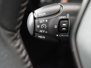 Peugeot 208 - afbeelding nr 25