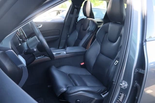 Volvo XC60 Volvo XC60 2.0 B5 Exclusive | Geen import | Schuifdak | Leer - afbeelding nr 15
