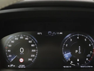 Volvo V60 Volvo V60 2.0 B4 Inscription | Panoramadak | Trekhaak |  Leder | Stoel & stuurverwarming | Head-Up | Adaptive cruise | Harman/Kardon | 360 camera | Carplay | Navigatie | Memory | Full LED | Keyless - afbeelding nr 38