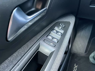 Peugeot 3008 Peugeot 3008 1.2PureTech BlueLease Executive Trekhaak Automa - afbeelding nr 7