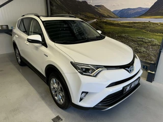Toyota RAV4 Toyota RAV4 2.5 Hybrid Executive Business / Leder / Navi - afbeelding nr 18