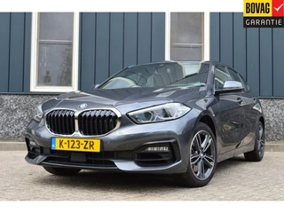 BMW 1 Serie BMW 1 Serie 120i High Executive Rijklaarprijs-Garantie Navigatie Led Sport interieur Airco - afbeelding nr 1