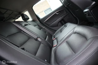 Volvo V70 Volvo V70 2.0 D3 Polar LEDER/XENON/NAVIGATIE/ECC/PDC/NAP - afbeelding nr 12