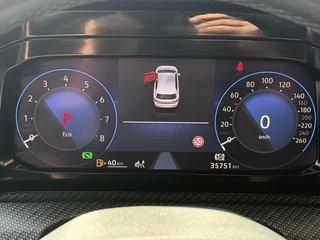 Volkswagen Golf Volkswagen Golf 1.5 eTSI R-Line - afbeelding nr 10