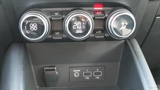Renault Captur Renault Captur TCe 155 EDC Automaat Intens - afbeelding nr 12