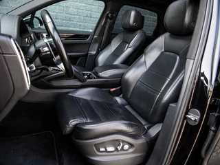 Porsche Cayenne Porsche Cayenne 3.0 V6 340PK Pano Stoelkoeling Bose ACC Sport Chrono Led Matrix 360 Camera Softclose Luchtvering - afbeelding nr 9
