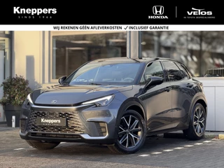 Lexus LBX Emotion Bi-Tone 2WD