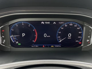 Volkswagen T-Roc Volkswagen T-Roc 1.5 TSI Sport | LED | Trekhaak | Carplay | Camera | PDC - afbeelding nr 35