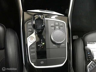 BMW 3 Serie BMW 3-serie Touring 330i Business Edition M-Pakket Electrische trekhaak 258PK dealer onderhouden - afbeelding nr 14