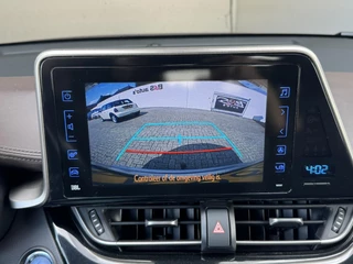 Toyota C-HR Toyota C-HR 1.8 Hybrid First Edition Camera Navigatie Cruise Clima Stoelverwarming Keyless Trekhaak - afbeelding nr 5