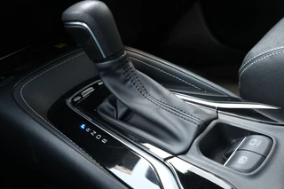 Toyota Corolla Touring Sports Toyota Corolla Touring Sports 1.8 Hybrid 140PK Dynamic | Apple CarPlay & Android Auto | 17” li - afbeelding nr 12