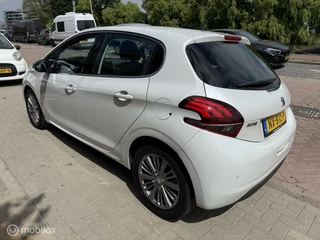 Peugeot 208 Peugeot 208 1.2 PureTech Allure - afbeelding nr 4