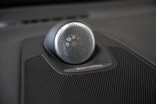 Volvo XC60 Volvo XC60 2.0 T8|455PK AWD|Org NL|1ste Eig|Ultimate Bright|Luchtv.|Bowers & Wilkins|Trekhaak|Head-Up|Pano|Crystal|Dealer Onderhouden - afbeelding nr 21