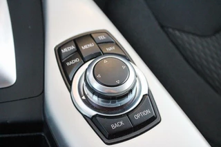 BMW 1 Serie BMW 1-serie 118i Centennial Executive|Trekhaak|Clima|Navi|PDC v+a|19