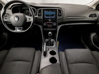 Renault Mégane (NAVIGATIE, CLIMATE, LED KOPLAMPEN, KEYLESS, SPORTSTOELEN, GETINT GLAS, PARKEERSENSOREN, LANE ASSIST, CRUISE, NIEUWE APK, NIEUWSTAAT) - afbeelding nr 6