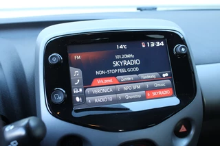 Toyota Aygo Airco Camera Carplay 15