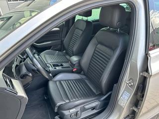 Volkswagen Passat Volkswagen Passat Variant 1.4 TSi PHEV GTE Highline Camera Leder - afbeelding nr 13