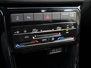 Volkswagen T-Cross Volkswagen T-Cross 1.0 TSI 116PK Automaat Life Edition | APPLE CARPLAY | CRUISE CONTROL | - afbeelding nr 10