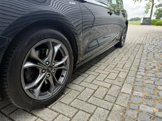 Ford Focus Ford Focus Wagon 1.5 EcoBoost ST Line Automaat Carplay Trekhaak - afbeelding nr 18