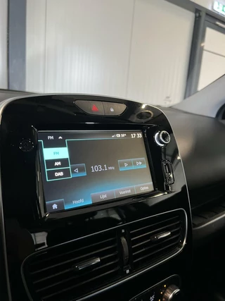 Renault Clio Renault Clio Estate 0.9 TCe Intens Clima Navi Carplay Cruise - afbeelding nr 32