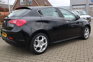 Alfa Romeo Giulietta - afbeelding nr 2