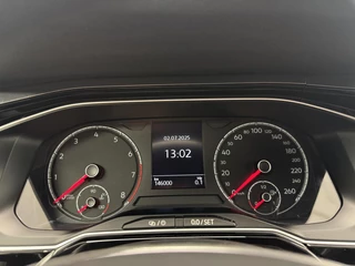 Volkswagen Polo Volkswagen Polo 1.0 TSi R-Line Automaat-Adapt.Cr.contr-Navigatie-Clima-Carplay-Parkeersensoren-Lm16''velgen - afbeelding nr 6