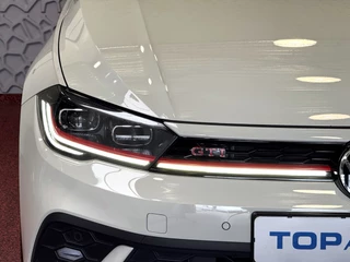 Volkswagen Polo Volkswagen Polo 2.0 TSI GTI 207PK PANO IQ LED/GRILL CAMERA STOELVERW ADAP.CRUIS ZWARTE.HEMEL 18'' LMV BEATS AUDIO 