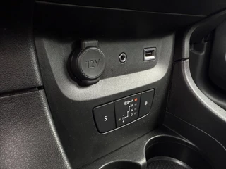 Citroën C3 Citroen C3 1.2 PureTech S&S Shine | Parkeercamera | Dodehoekdetectie | Apple CarPlay | Parkeersensoren v/a | - afbeelding nr 15