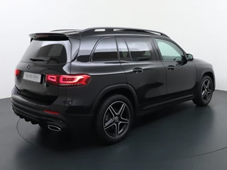 Mercedes-Benz GLB Mercedes-Benz GLB 200 AMG // Panoramadak // Sfeerverlichting // Carplay // Nightpakket // Camera // LED - afbeelding nr 38
