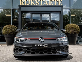 Volkswagen Golf Volkswagen Golf 2.0 TSI GTI CLUBSPORT|PANO|NÜRBURG|HEAD-UP - afbeelding nr 2