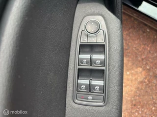 Renault Captur Renault Captur 1.6 E-Tech Rive Grauche | Camera | Climate | Cruise - afbeelding nr 19