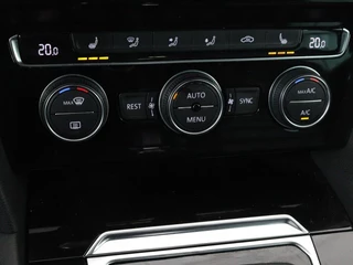 Volkswagen Passat Volkswagen Passat Variant 1.5 TSI HL Bns R | Panoramadak | Leder | Keyless |  Stoelverwarming | Carplay | Adaptive Cruise | Elektrische achterklep - afbeelding nr 30