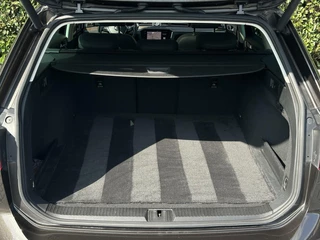 Volkswagen Passat Volkswagen Passat Variant 1.8 TSI HIGHLINE FACELIFT, PANO, NAVI, CRUISE, LEDER/ALCANTARA, ECC-AIRCO, DIGITAL, KEYLESS, ERGO-COMFORT, LICHTMETAAL 17