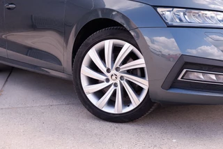 Škoda Octavia Škoda Octavia Combi 1.4 TSI iV PHEV Business Edition Plus | Head-Up | Carplay | LED | Camera | Memory | Navi | Sfeerverl. - afbeelding nr 10