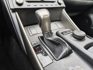 Lexus IS - afbeelding nr 20