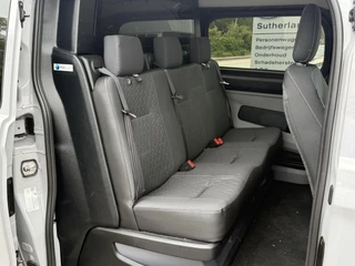Ford Transit Custom Ford Transit Custom 320 2.0 TDCI L2H1 Limited 136pk Automaat | DC | Adaptieve Cruise | Stoelverwarming | Achteruitrijcamera | Trekhaak | Dubbele Cabine - afbeelding nr 15