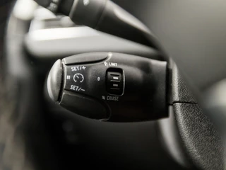 Peugeot 208 Peugeot 208 1.2 PureTech Sport (PANORAMADAK, APPLE CARPLAY, GROOT NAVI, CAMERA, CLIMATE, SPORTSTOELEN, GETINT GLAS, CRUISE, NIEUWSTAAT) - afbeelding nr 21