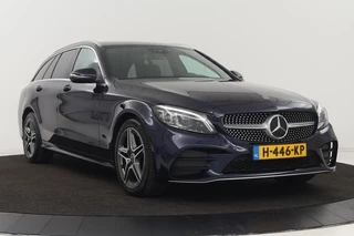 Mercedes-Benz C-Klasse Mercedes-Benz C-klasse 200 AMG | Stoelverwarming | Carplay | Trekhaak |  Matrix LED | Sfeerverlichting | Leder/Alcantara | Side Assist | Camera - afbeelding nr 30