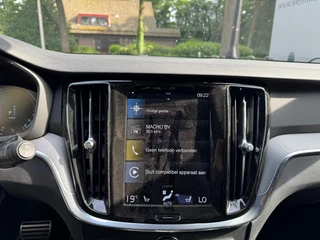 Volvo V60 Volvo V60 2.0 T6 Recharge AWD R-Design R-Design/Airco/Lichtmetalen velgen/Stoelverw. - afbeelding nr 23