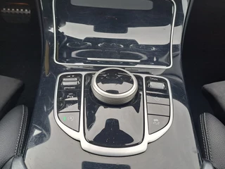 Mercedes-Benz GLC l Pano l LED l Trekhaak l Stoelverwarming l Camera l LMV l PDC l - afbeelding nr 12