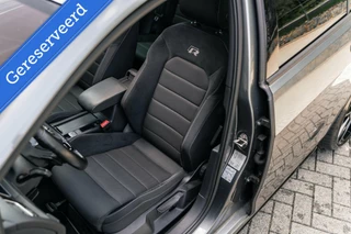 Volkswagen Golf Volkswagen Golf 2.0 TSI 4Motion R Performance Pano Akra DCC - afbeelding nr 23