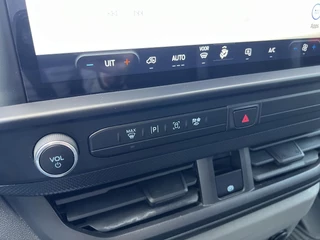 Ford Transit Custom Ford Transit Custom 280 2.0 TDCI L1H1 Trend | Automaat | Scherm met Apple Carplay/Android Auto | Camera | Parkeersensoren | zuid - afbeelding nr 28