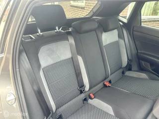 Volkswagen Polo Volkswagen Polo 1.0 TSI DSG 3X R-LINE PANORAMADAK LED VERLICHTING STOELVERWARMING CAMERA ZEER MOOIE AUTO!! - afbeelding nr 11