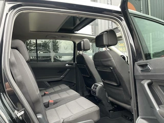 Volkswagen Touran Volkswagen Touran 1.4 TSI AUT. R-Line PANORAMADAK|ADAPTIEF CRUISE CONTROL|SFEERVERLICHTING|STOELVERWARMING|ELEKTRISCHE KOFFERKLEP|SFEERVERLICHTING|1E EIGENAAR - afbeelding nr 22