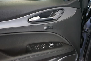 Alfa Romeo Stelvio - afbeelding nr 14