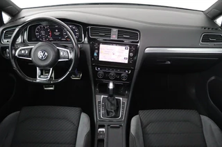 Volkswagen Golf Volkswagen Golf Variant 1.5 TSI Highline Business R (PANORAMADAK, TREKHAAK, CARPLAY, PARKEERSENSOREN, CARPLAY, AUTOMAAT) - afbeelding nr 3