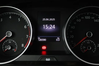 Volkswagen Golf Volkswagen Golf 1.0 TSI Comfortline (PARKEERSENSOREN, CRUISE ADAPTIEF, NAVIGATIE, STOELVERWARMING) - afbeelding nr 12
