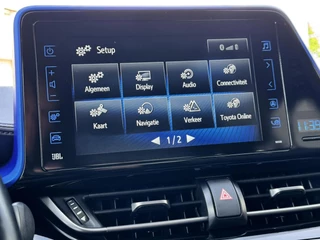 Toyota C-HR Toyota C-HR 1.8 Hybrid Dynamic Adaptive Cruise control Climate control Achteruitrijcamera Parkeersensoren Navigatie - afbeelding nr 35